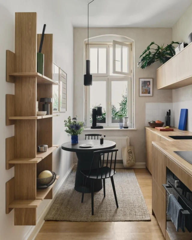 Inside Max and Nico’s Berlin-inspired home, you’ll find design icons, vintage elements, a pinch of art, and tailored solutions created according to their own ideas. At the heart of it all is their stunning Natural Oak kitchen, seamlessly complemented by a Norwegian Wood shelving unit that beautifully carries over the same natural veneer.

Now is the perfect time to bring this cohesive, high-end look into your home. With our Summer Sale in full swing, creating your dream space has never been easier. 👉  Use code CHANGE for 15% off. Offer ends July 5th. Link in bio.
