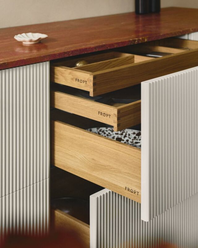 Our Wooden Drawers made of solid oak wood, combine craftsmanship precision with functionality to enhance the experience of using your kitchen. They are carefully designed to complement the IKEA METOD kitchen cabinets.

See how to organise your kitchen with Wooden Drawers. Link to our guide in bio.